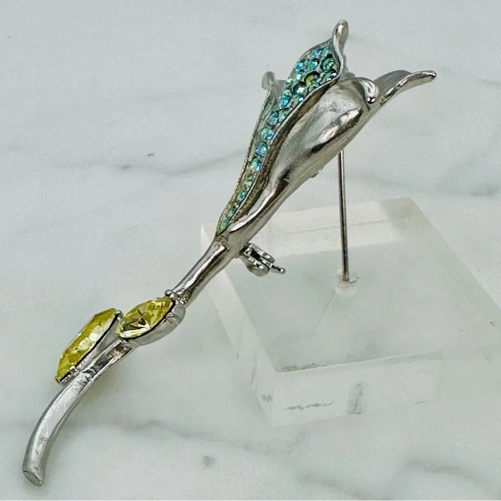 Vintage Cala Lilly Brooch Pin Blue Green AB Rhinestone Petals Yellow Gem Leaves